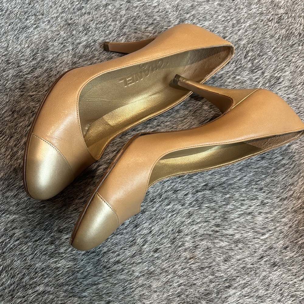 Chanel heels - Picture 4 of 8